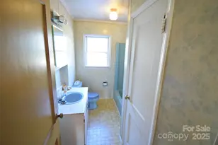 810 Neal Hawkins Rd, Gastonia, NC 28056 - Photo 15