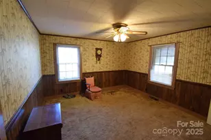 810 Neal Hawkins Rd, Gastonia, NC 28056 - Photo 19