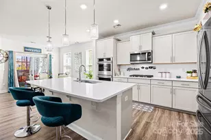 9104 Vecchio Dr, Fort Mill, SC 29707 - Photo 11