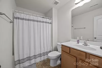 15217 Wrights Crossing Drive, Charlotte, NC 28278 - Photo 21