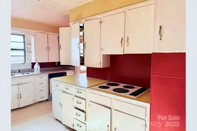 271 Sunnybrook Drive, Spruce Pine, NC 28777 - Photo 5