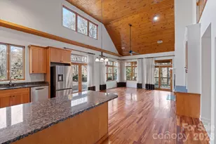 905 Old Fiddle Rd, Waynesville, NC 28786 - Photo 5