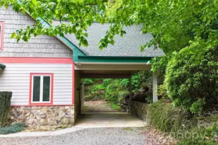 905 Old Fiddle Rd, Waynesville, NC 28786 - Photo 3