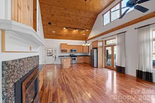 905 Old Fiddle Rd, Waynesville, NC 28786 - Photo 9