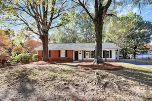 7118 April Ridge Ln, Charlotte, NC 28215 - Photo 17