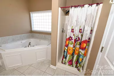 518 30th Avenue Circle NE, Hickory, NC 28601 - Photo 15