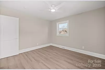 4035 Sheffield Drive, Charlotte, NC 28205 - Photo 15