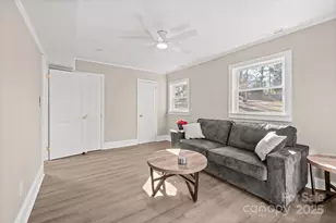 4035 Sheffield Dr, Charlotte, NC 28205 - Photo 21