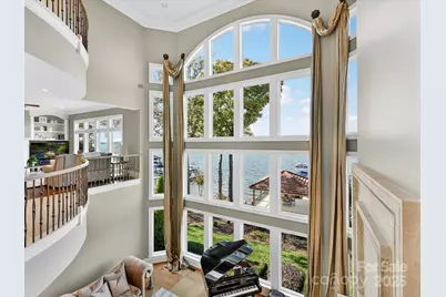 18103 Harbor Light Boulevard, Cornelius, NC 28031 - Photo 5