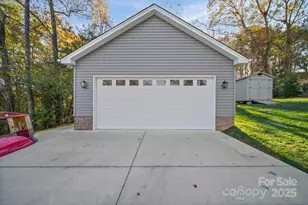 1223 Rainbow Dr, Oakboro, NC 28129 - Photo 35