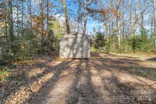 104 Redbud Dr, Morganton, NC 28655 - Photo 37