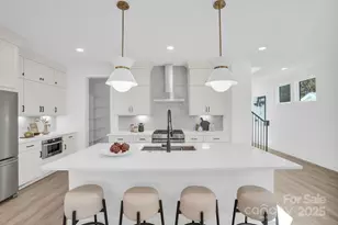 320 Auten St, Charlotte, NC 28208 - Photo 3