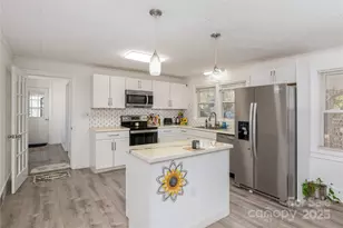 21 Walker Street Ext., Columbus, NC 28722 - Photo 9