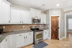 613 Adams Ridge Dr, Fort Mill, SC 29715 - Photo 17