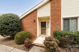 8410 Ramath Dr, Charlotte, NC 28211 - Photo 7