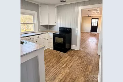 638 E Main Street, Spindale, NC 28160 - Photo 11