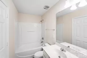 9710 Rocky Ford Rd, Charlotte, NC 28269 - Photo 25