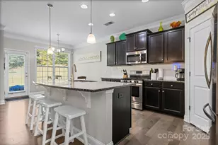 3976 Lake Breeze Dr, Sherrills Ford, NC 28673 - Photo 9