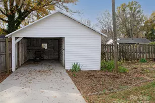 1243 Mitchell Ave, Statesville, NC 28677 - Photo 5