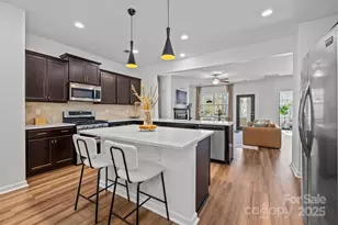 725 Bearcamp Way, Fort Mill, SC 29715 - Photo 7