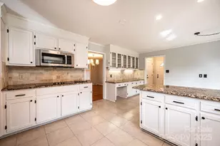 710 4th Ave NE, Conover, NC 28613 - Photo 9