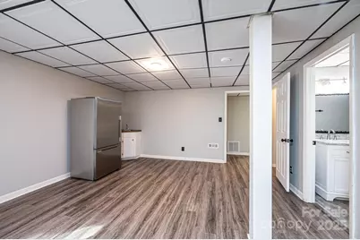 710 4th Avenue NE, Conover, NC 28613 - Photo 23