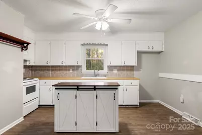 604 Cold Stream Circle, Chester, SC 29706 - Photo 3