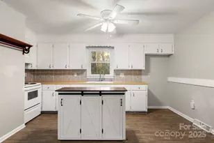 604 Cold Stream Cir, Chester, SC 29706 - Photo 3