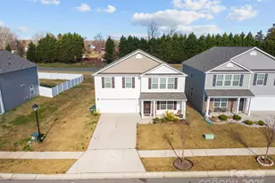 2124 Eastway Dr, Dallas, NC 28034 - Photo 3