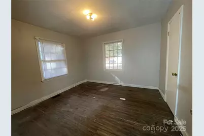 1828 Maribel Avenue, Charlotte, NC 28216 - Photo 3