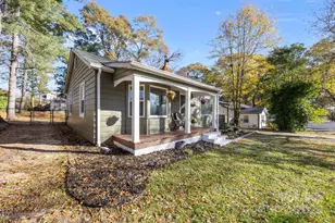 504 W Church St, Dallas, NC 28034 - Photo 3