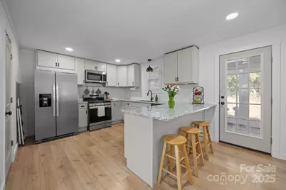 504 W Church Street, Dallas, NC 28034 - Photo 17