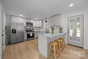 504 W Church St, Dallas, NC 28034 - Photo 17