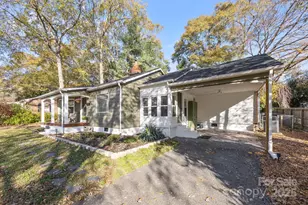 504 W Church St, Dallas, NC 28034 - Photo 1