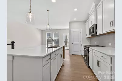 1526 Lithium Lane, Charlotte, NC 28211 - Photo 3