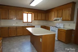 150 Fonda Rd, Statesville, NC 28677 - Photo 7