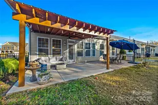 1541 Hedge Apple Rd, Clover, SC 29710 - Photo 35