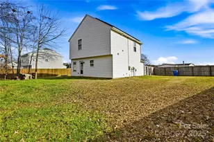 228 Hollybrook Ct, Salisbury, NC 28147 - Photo 3