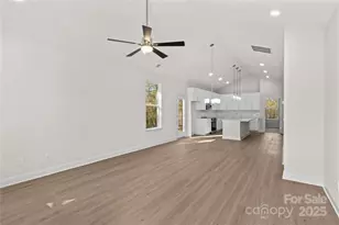 128 Slate Dr, Statesville, NC 28625 - Photo 9