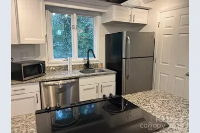 433 W 8th Street, Charlotte, NC 28202 - Photo 7