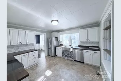 2240 S Lafayette Street, Shelby, NC 28152 - Photo 9