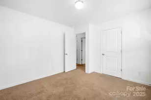 4019 John Dale Ln, Charlotte, NC 28269 - Photo 31