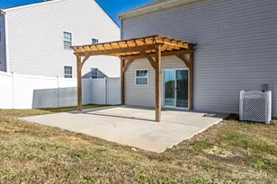 4019 John Dale Ln, Charlotte, NC 28269 - Photo 9