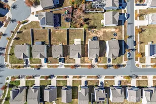 4019 John Dale Ln, Charlotte, NC 28269 - Photo 5