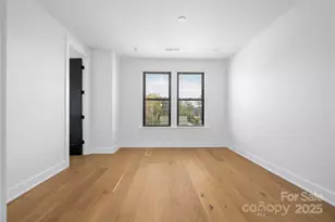 315 E Peterson Dr, Charlotte, NC 28217 - Photo 41