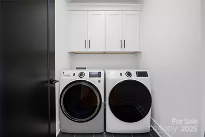 315 E Peterson Drive, Charlotte, NC 28217 - Photo 35