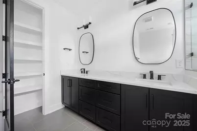 315 E Peterson Drive, Charlotte, NC 28217 - Photo 29