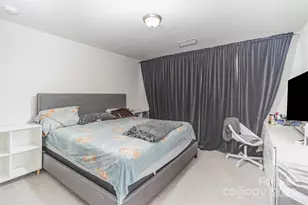 1132 Keydet Dr, Charlotte, NC 28216 - Photo 5