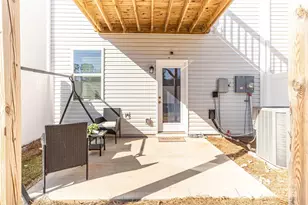 1132 Keydet Dr, Charlotte, NC 28216 - Photo 43