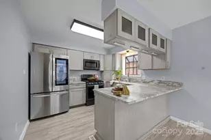 125 Exeter Ct, Hendersonville, NC 28791 - Photo 7